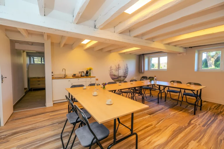 les-demeures-de-bois-brincon-anjou-maine-et-loire-salle-de-seminaire- (2)